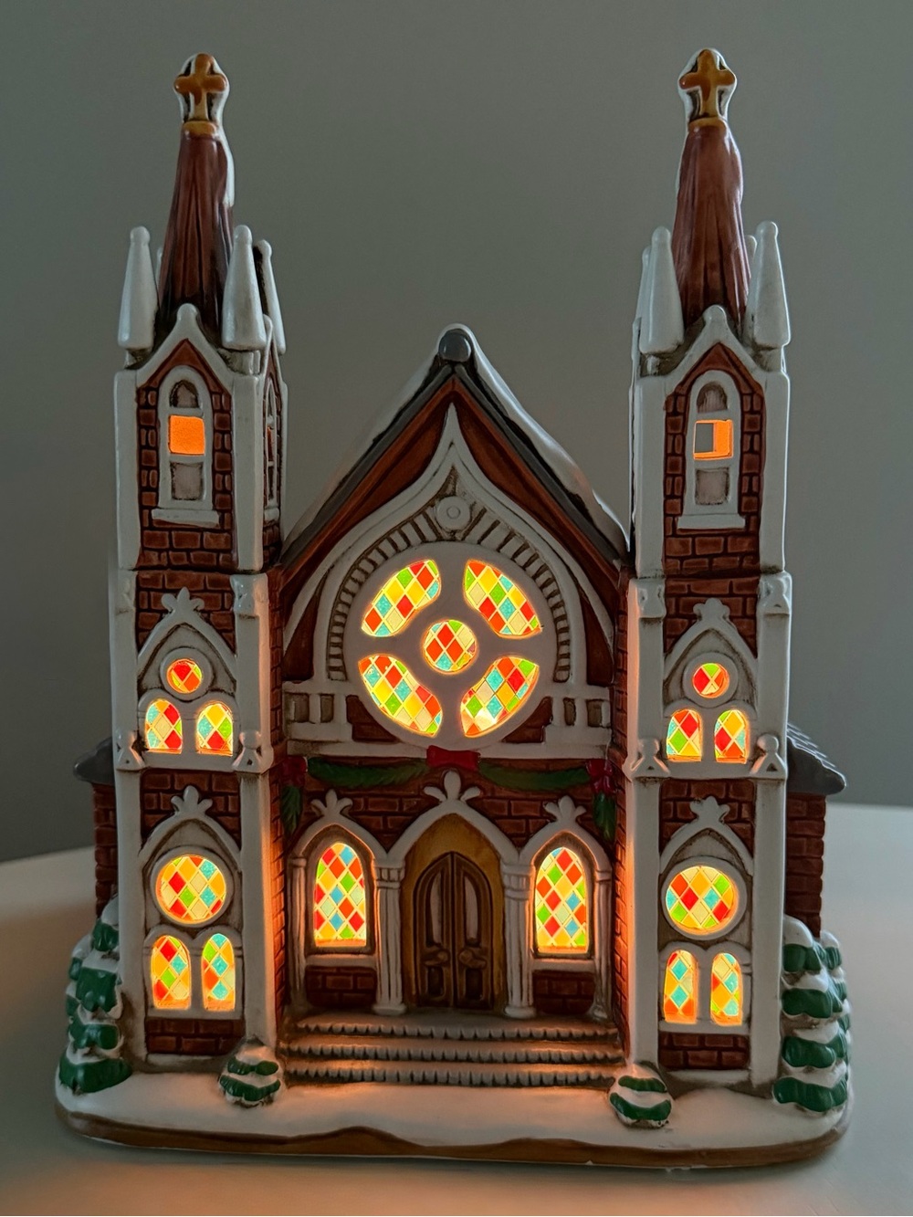 1993 Lefton St James Cathedral Lighted Colonial
Village | 4066/5000 Limited Edit